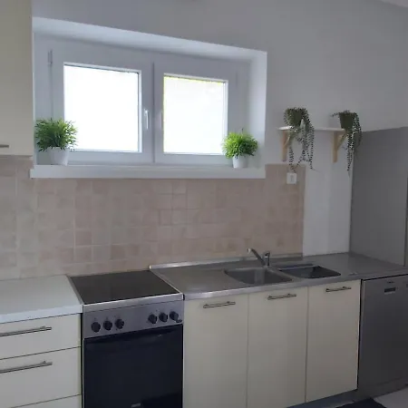 Apartment K & M *